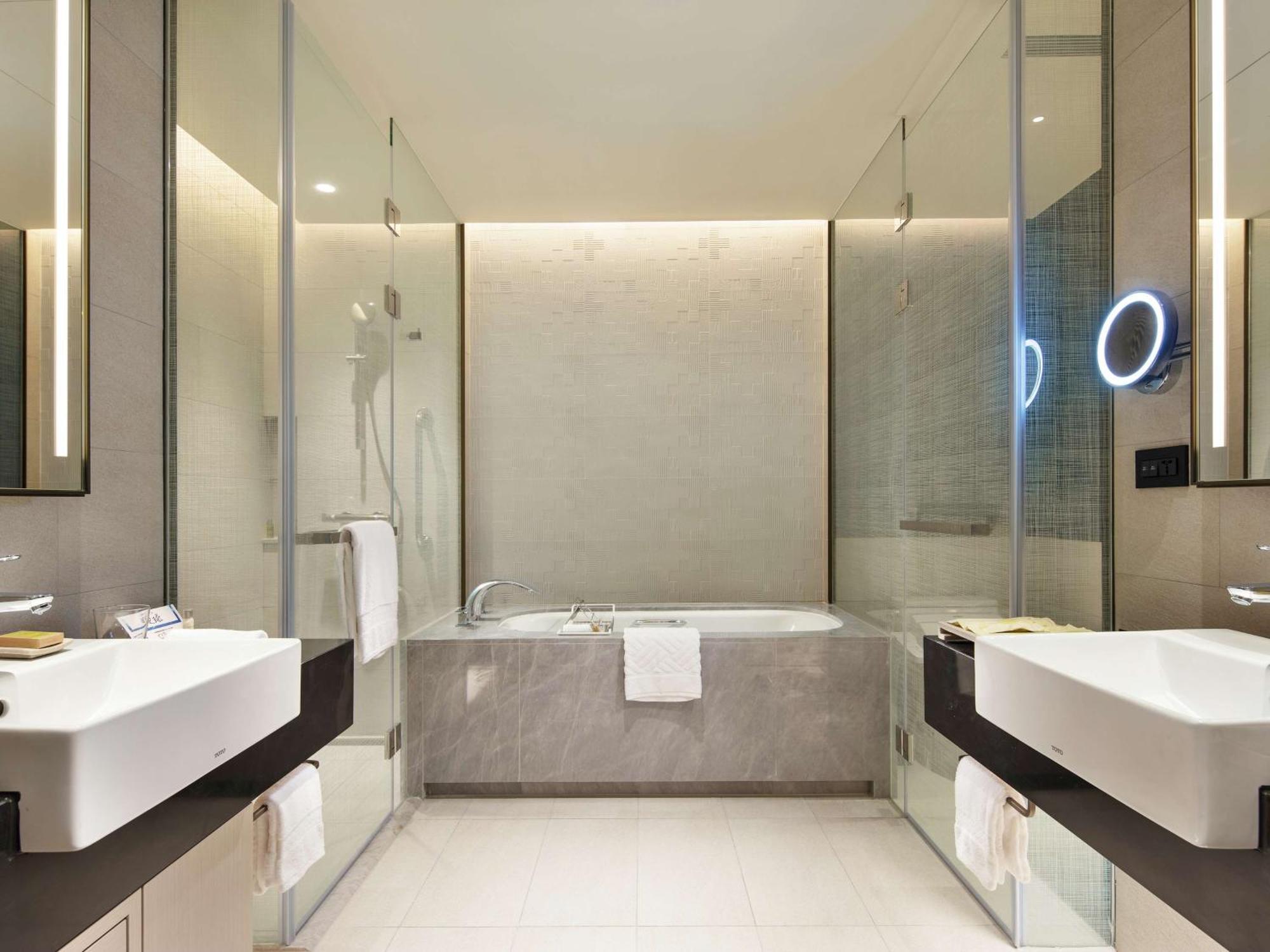 Hotel Hilton Taipei Sinban New Taipei City Esterno foto
