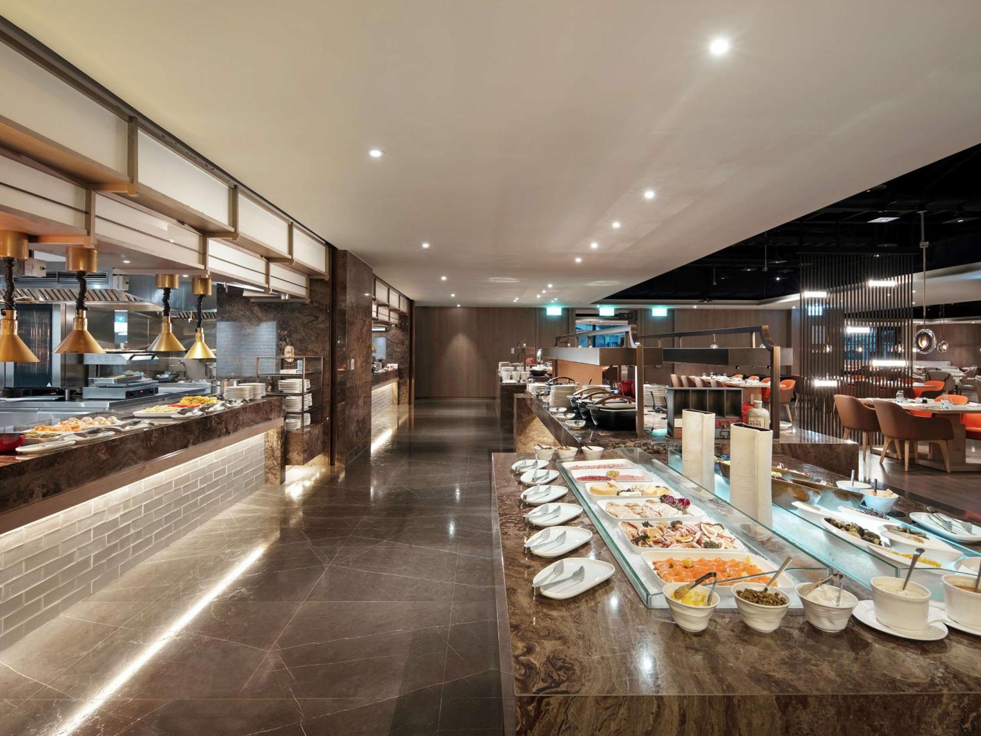 Hotel Hilton Taipei Sinban New Taipei City Esterno foto